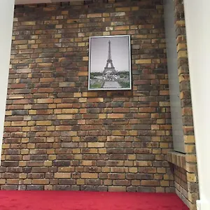 Apartment Tour Eiffel Grenelle, Paris