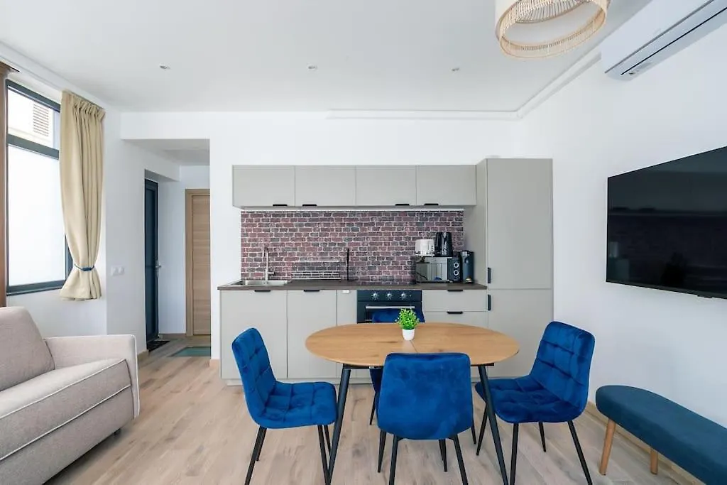 Apartment New 2 Br- 2 Bedroom In Paris 15 Eiffel Clim France